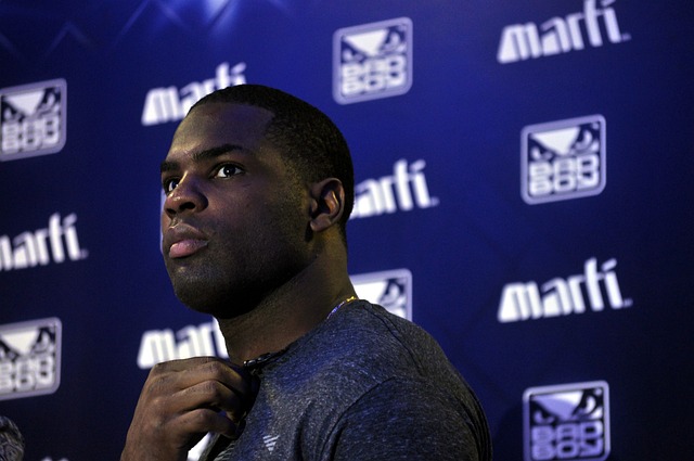 EA官方预热：您认为萨利巴在FC26中的评分能否达到88