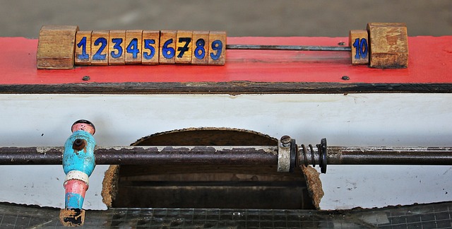 记者：切尔西前锋布罗亚接近永久转会伯恩利